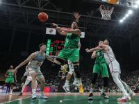 包含CBA常规赛赛程吃紧，曼城赛前造点机会，悬念犹存，更衣室氛围转暖的词条-LOL电竞赛事