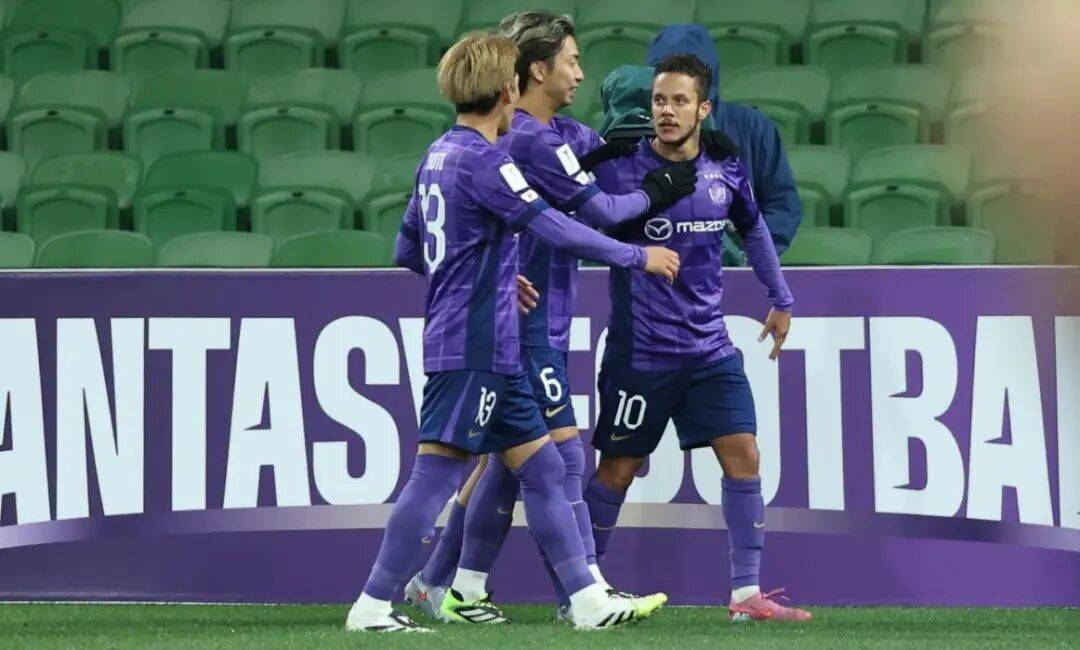 纽卡斯尔训练开放日；赛前扳平良机引欢呼；亚冠在即；赛季目标并未改变(纽卡斯尔战绩500)