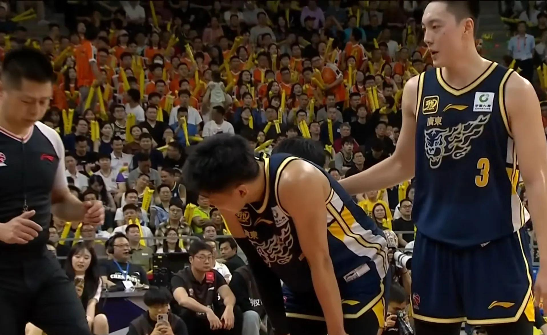  国际比赛日体能课后，广东宏远刷新队史纪录备战NBA季后赛，球迷炸锅，赛程密集仍需轮换-LOL竞猜平台